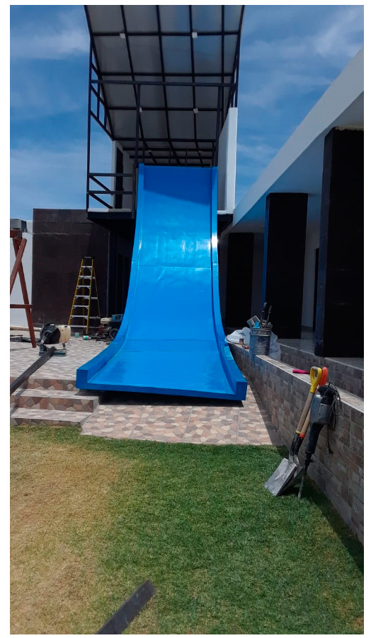 fabricacion de resbaladeros y resbaladillas en fibra de vidrio