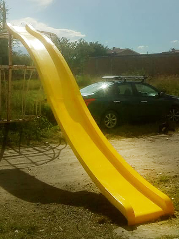Resbaladeros amplios de fibra de vidrio para adultos y niños proveedores de parques infantiles y acuaticos